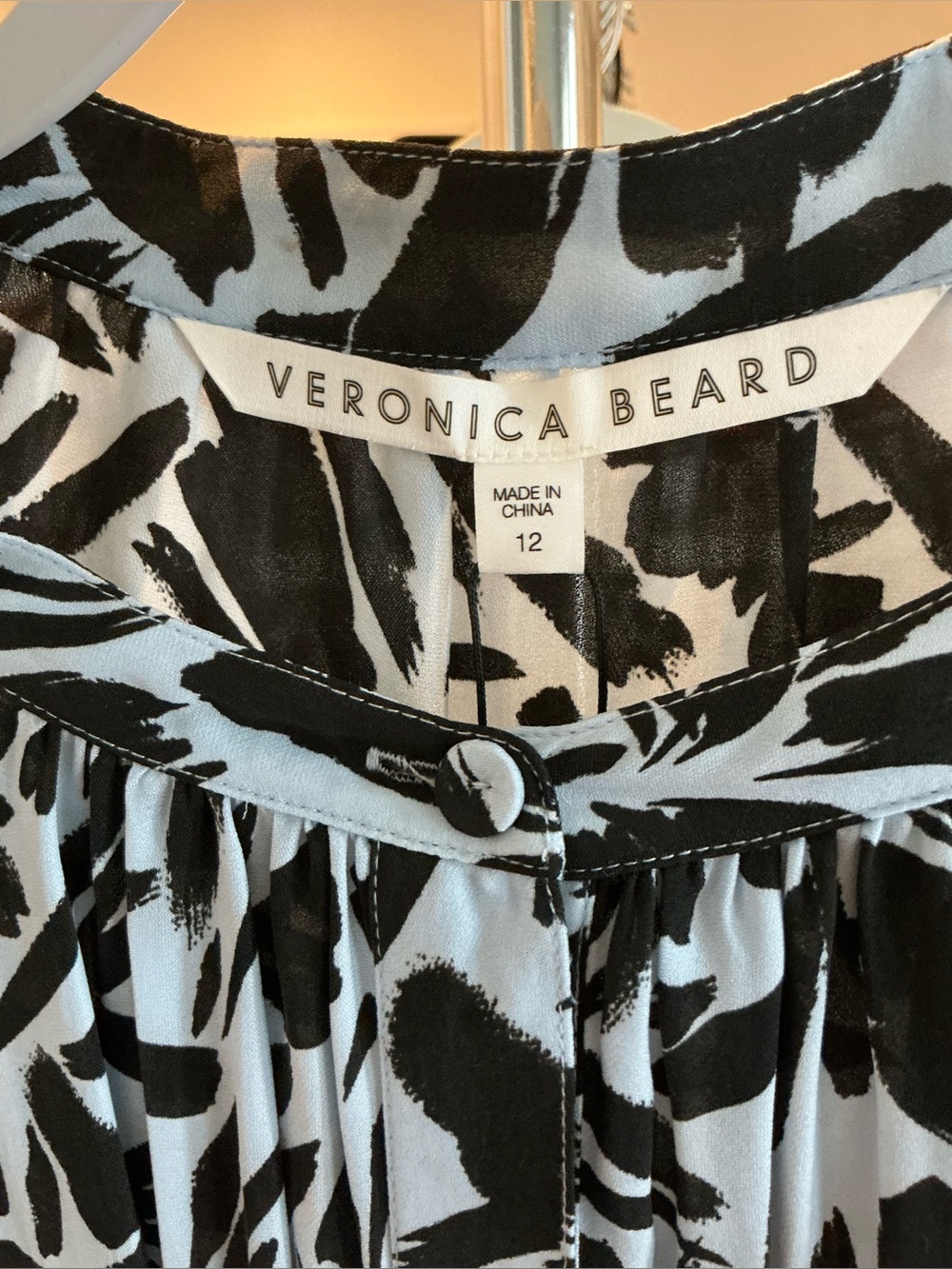 Veronica Beard Black & White Abstract Print Top Offers NO Low  ball